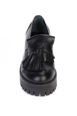 Carla G Mocassini con NappeNERO