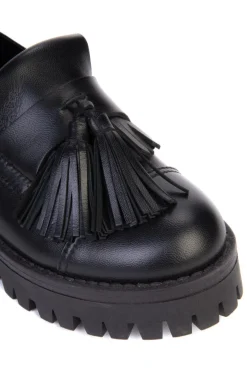 Carla G Mocassini con NappeNERO