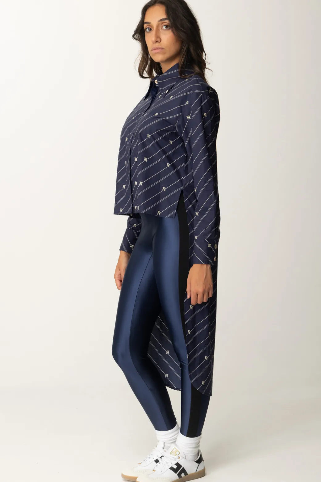 Elisabetta Franchi Camicia Asimmetrica con Stampa Righe e LogoNAVY/CREMA