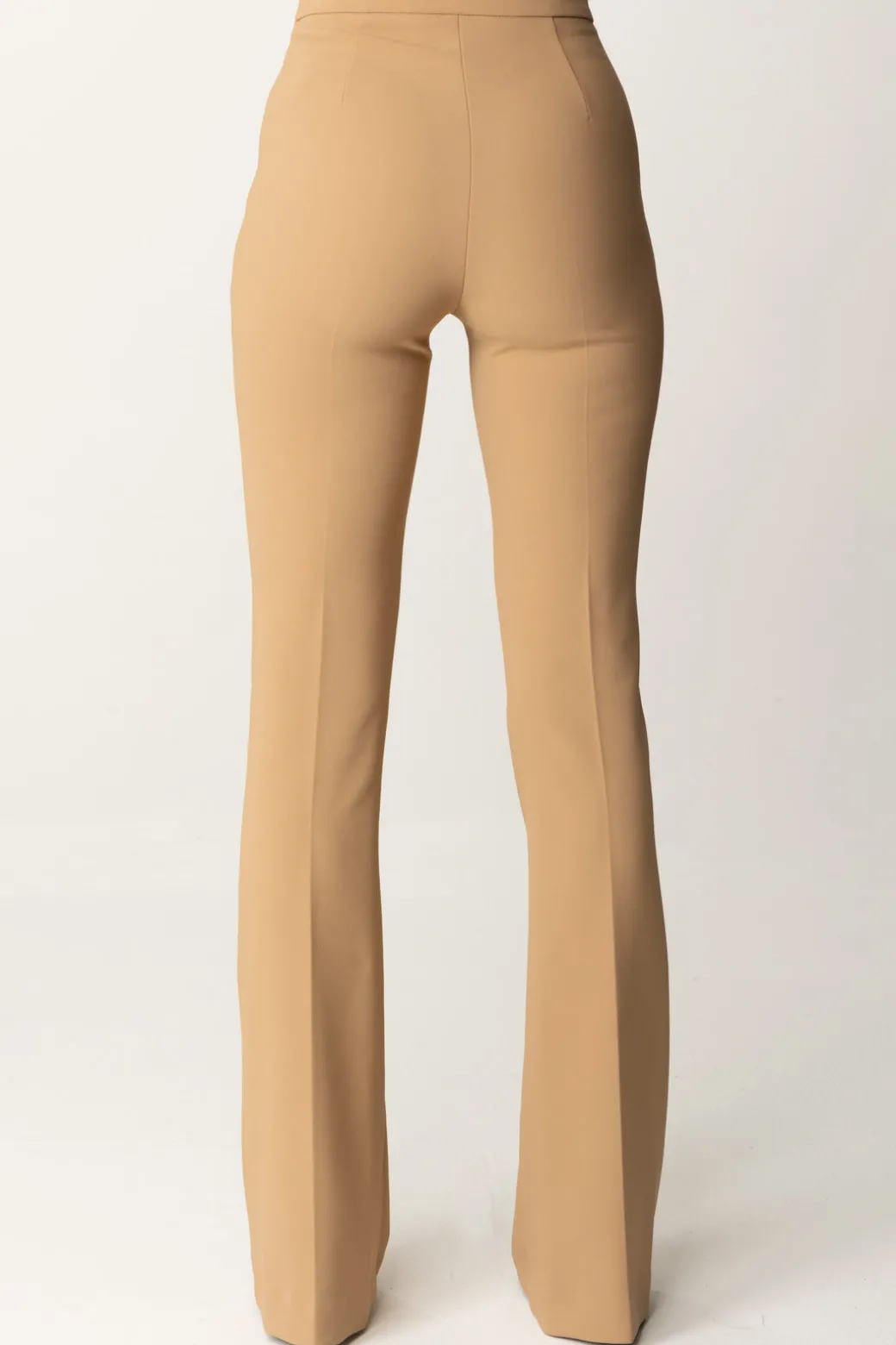 Elisabetta Franchi Pantaloni In Crepe Stretch con Morsetto In VitaCAMEL