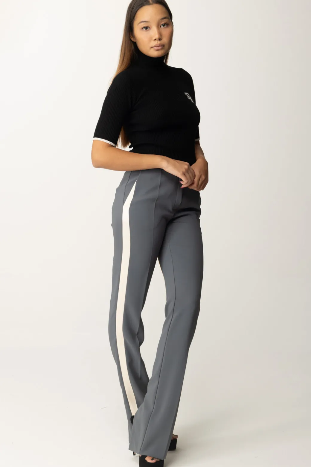 Elisabetta Franchi T-shirt Dolcevita In Maglia con LogoNERO/BURRO