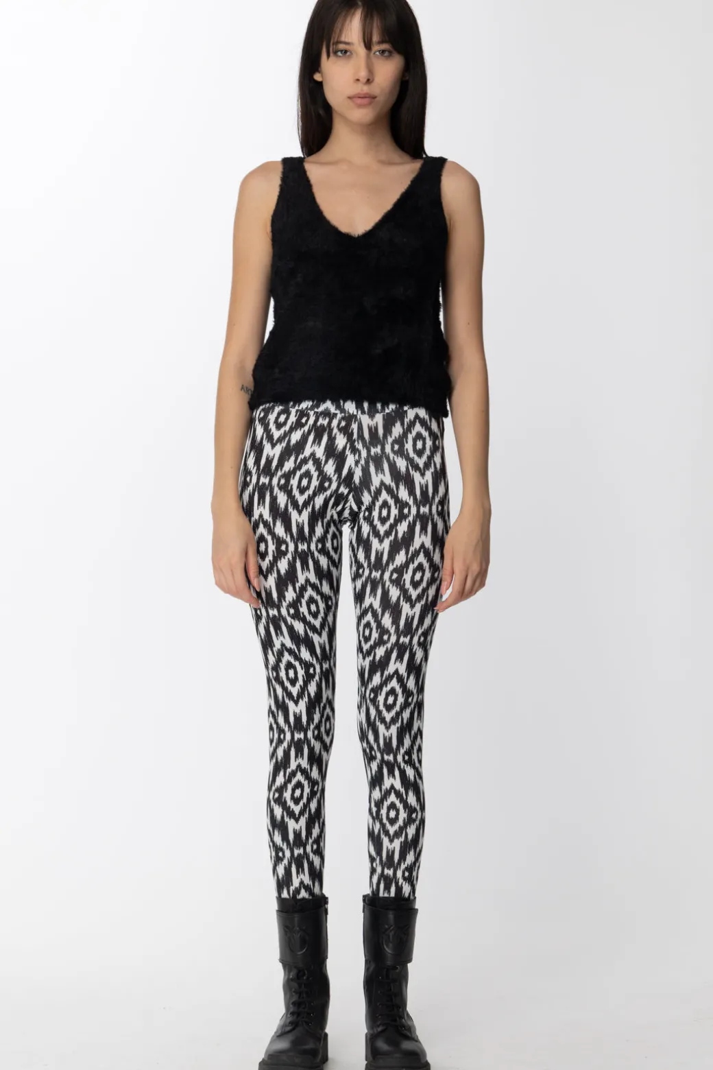 Gaëlle Paris Crop Top Fluffy con Scollo a VNERO