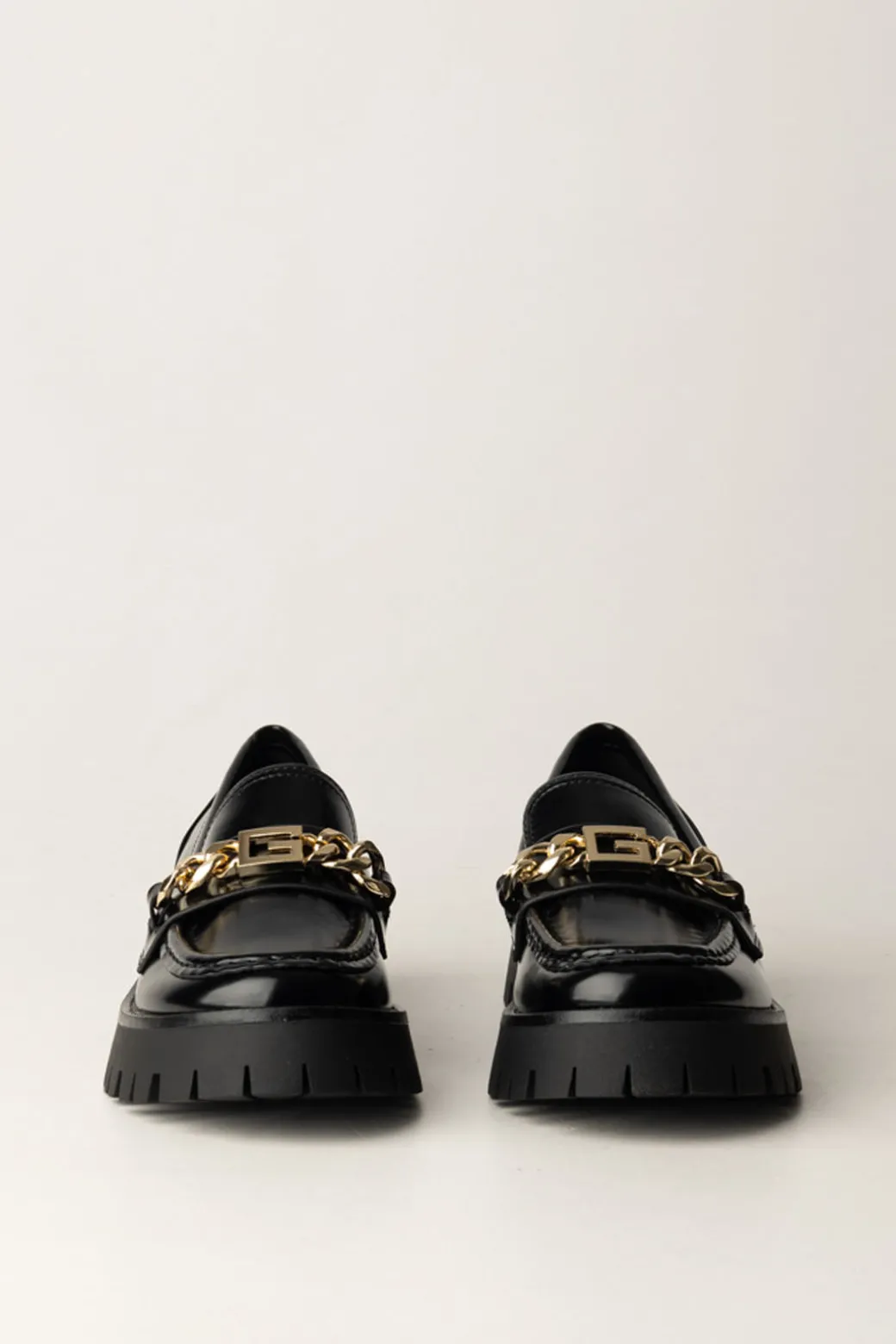 Guess Mocassini Almosty con Dettaglio Logo e CatenaBLACK