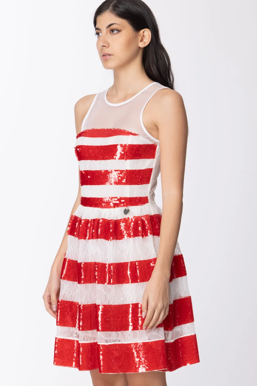 Mangano Mangano: Abito Garvey con Ampia Gonna a Pieghe In Pizzo Effetto Chantilly con Ricamo PaillettesOFFWHITE/ROSSO