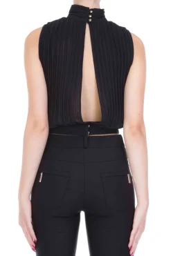 Mangano Mangano: Top Misty Corto Plisse con Laccetto Al Collo Fibia Laterlae e Scollato DietroNERO