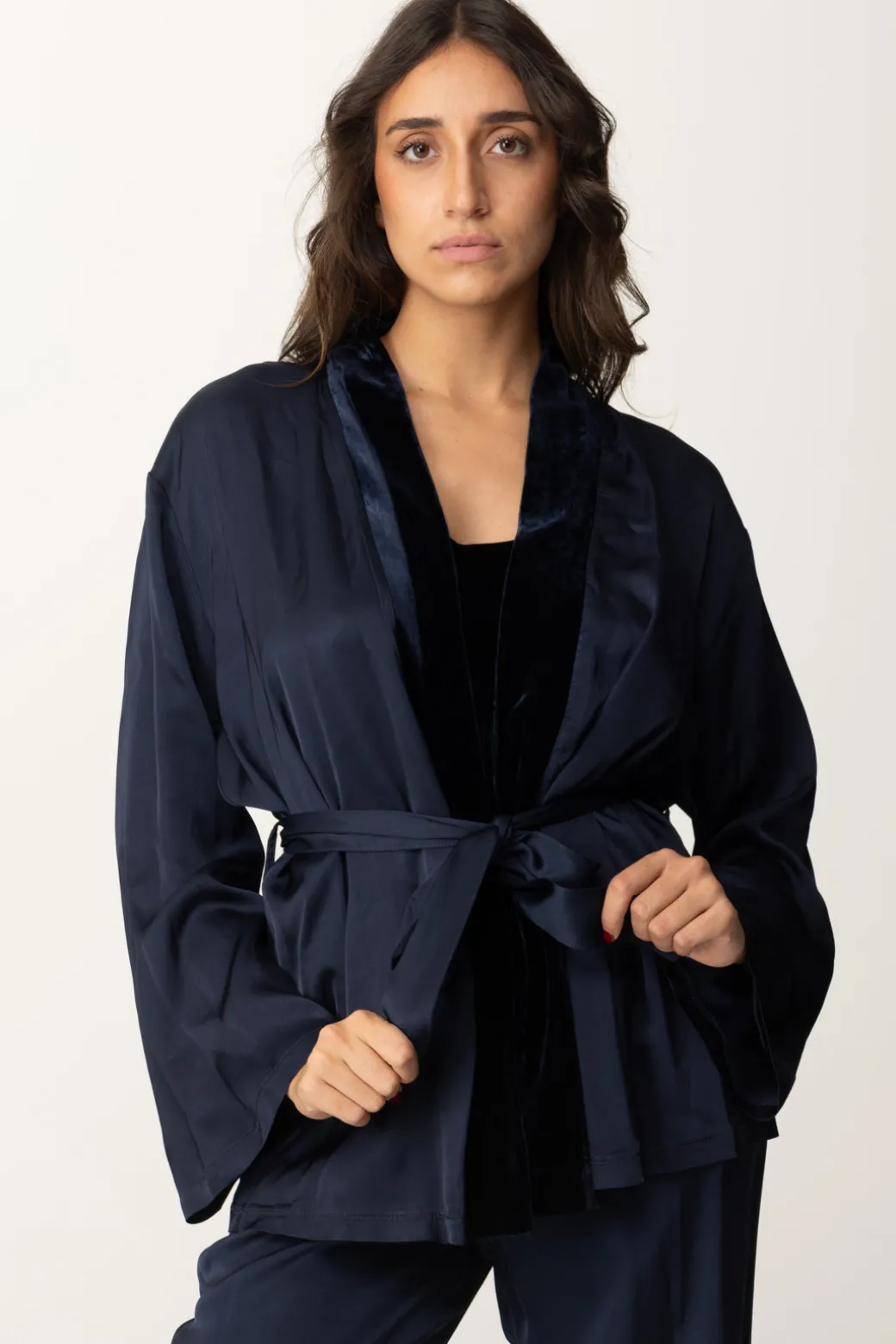 Meme Road Kimono In SatinBLU