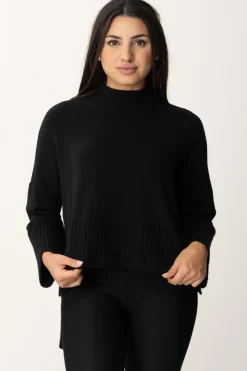 Meme Road Maglia Svasata con Spacchi LateraliNERO