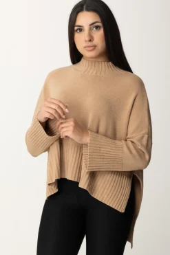 Meme Road Maglia Svasata con Spacchi LateraliCAMMELLO