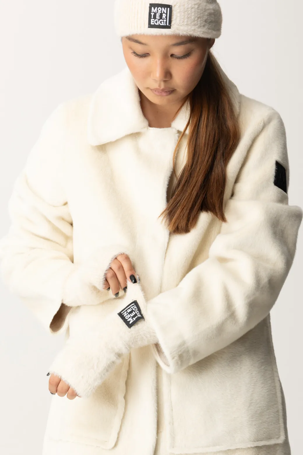 Montereggi Guanti In Pelliccia con LogoMANDORLA