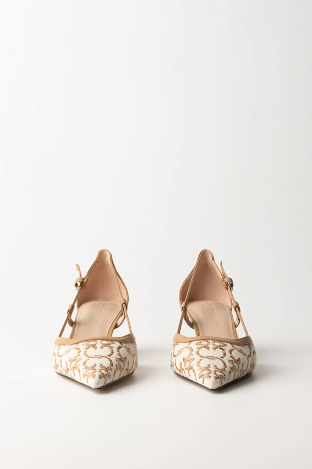 Pinko Decolletes Cut-out e Punta Stampa LogoCORTECCIA