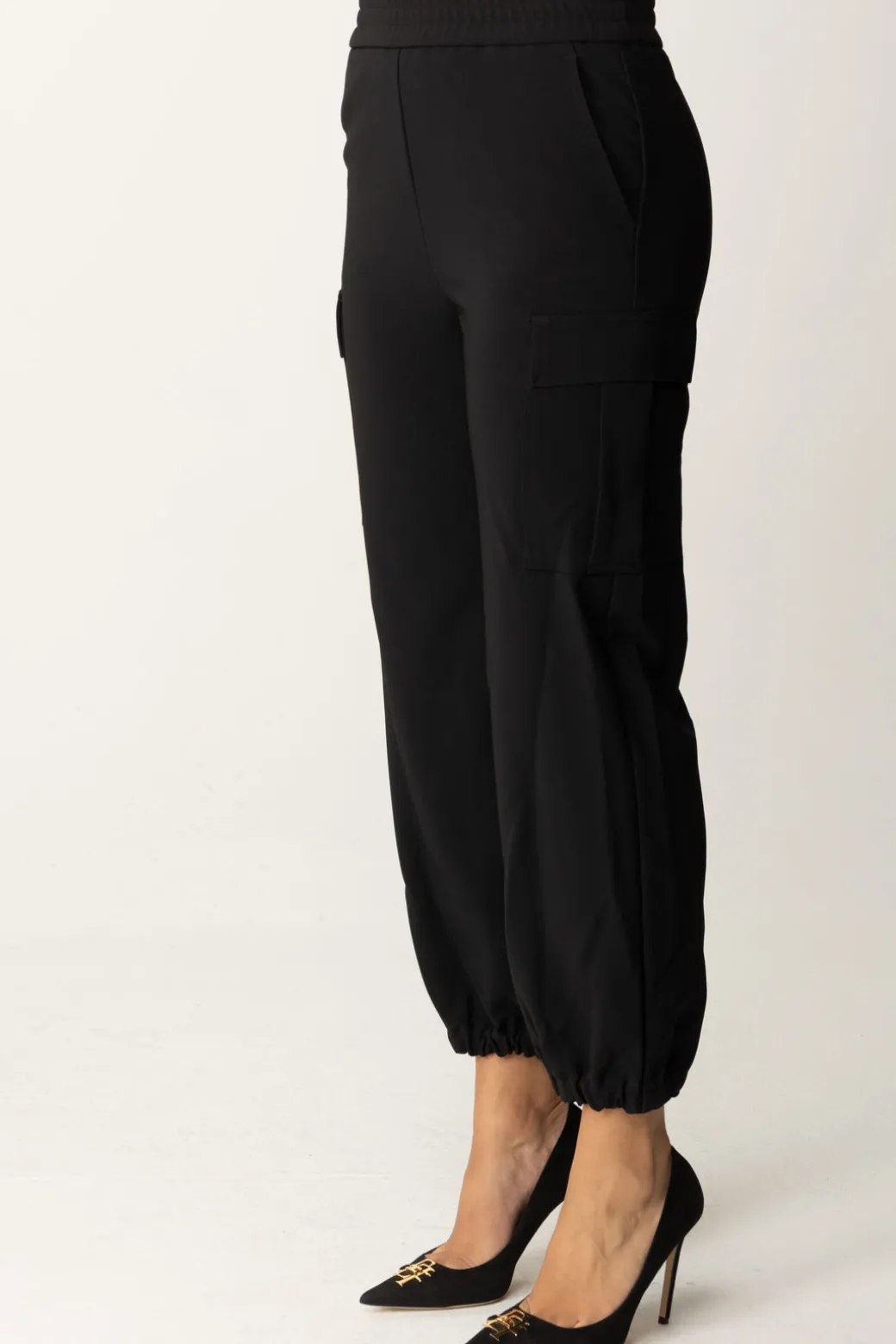 Twin-set Pantaloni Cargo con ElasticoNERO