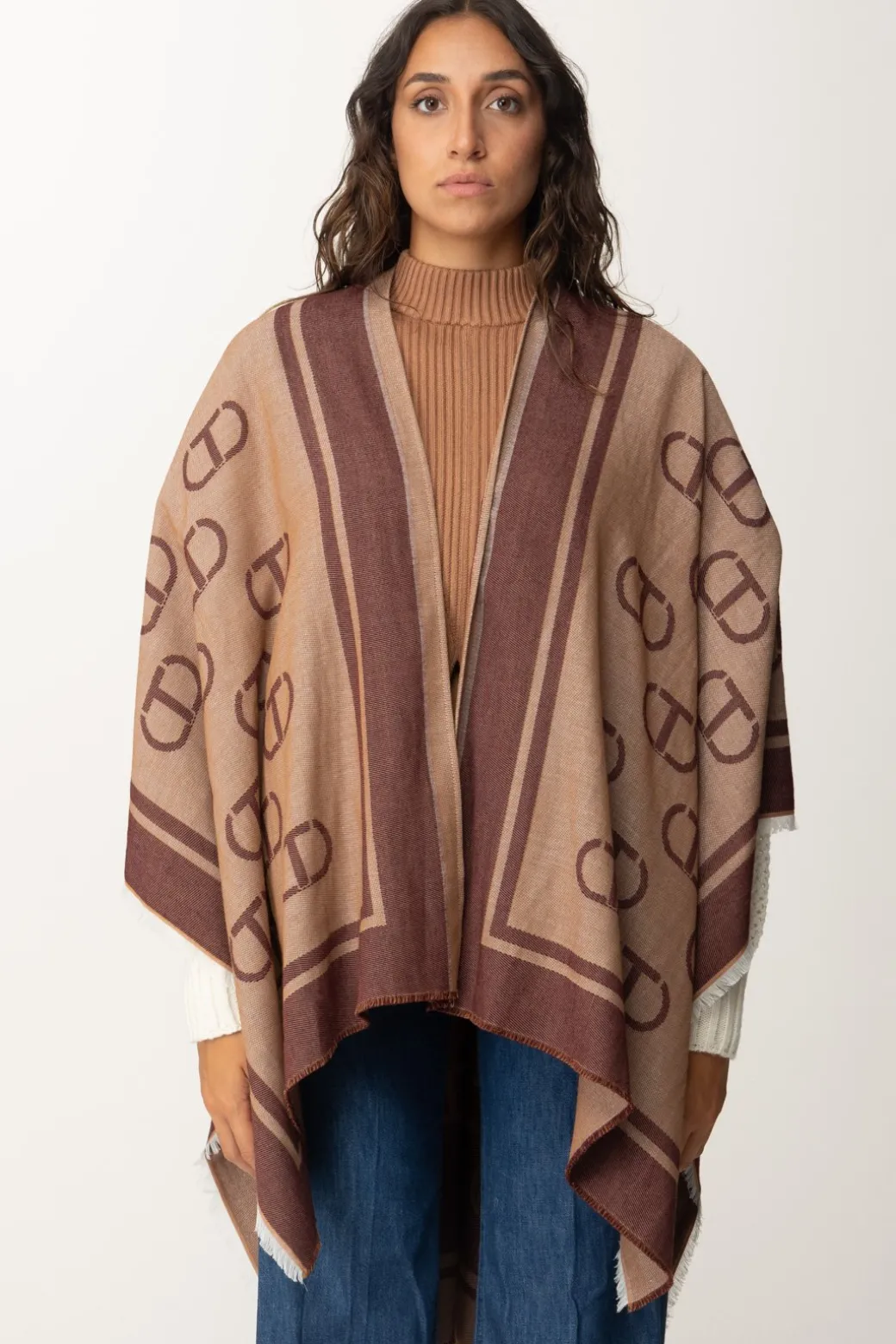 Twin-set Poncho con Stampa LogoJACQ.OVAL T RED PLUM