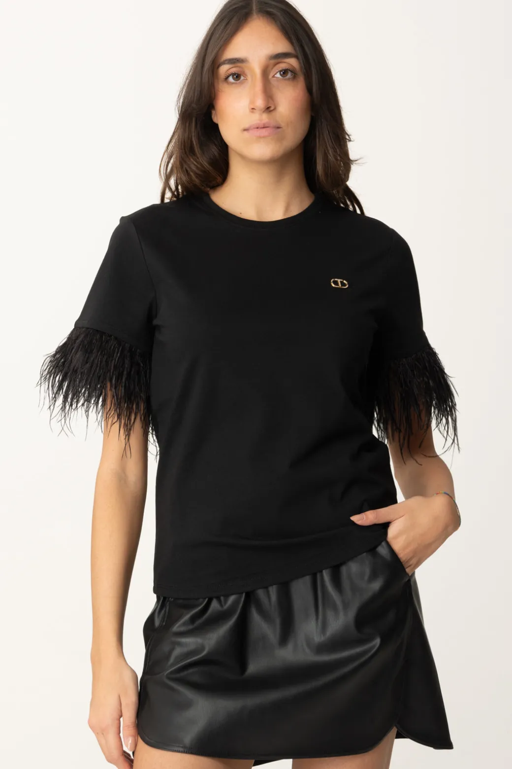 Twin-set T-shirt con Maniche PiumateNERO